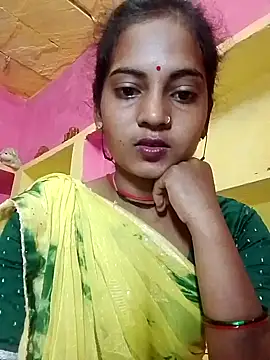 Snapshot of Hot_bbbb chatting on October 9, 2025, 6:50 pm Hot bbbb online show from October 9, 2025, 6:50 pm