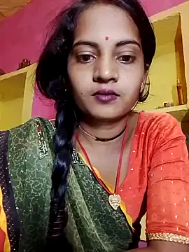 Snapshot of Hot_bbbb chatting on October 18, 2025, 3:24 pm Hot bbbb online show from October 18, 2025, 3:24 pm