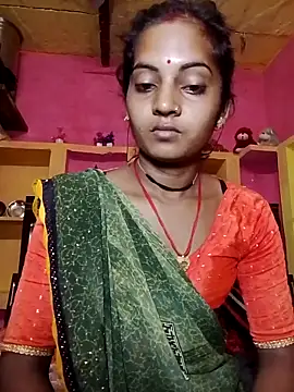 Snapshot of Hot_bbbb chatting on October 20, 2025, 10:32 pm Hot bbbb online show from October 20, 2025, 10:32 pm