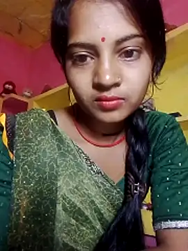 Snapshot of Hot_bbbb chatting on November 23, 2025, 8:08 pm Hot bbbb online show from November 23, 2025, 8:08 pm