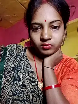 Snapshot of Hot_bbbb chatting on November 24, 2025, 11:04 pm Hot bbbb online show from November 24, 2025, 11:04 pm