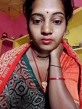 Snapshot of Hot_bbbb chatting on November 26, 2025, 7:04 pm Hot bbbb online show from November 26, 2025, 7:04 pm