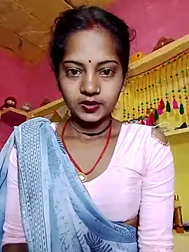 Snapshot of Hot_bbbb chatting on December 19, 2025, 10:17 pm Hot bbbb online show from December 19, 2025, 10:17 pm