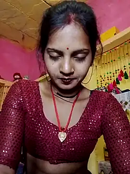 Snapshot of Hot_bbbb chatting on February 19, 2026, 7:54 pm Hot bbbb online show from February 19, 2026, 7:54 pm