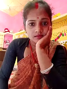Snapshot of Hot_bbbb chatting on April 8, 2026, 6:13 am Hot bbbb online show from April 8, 2026, 6:13 am