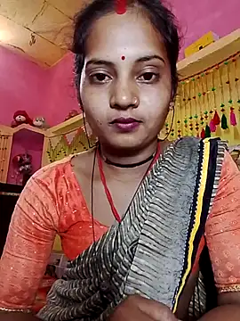 Snapshot of Hot_bbbb chatting on April 10, 2026, 4:06 am Hot bbbb online show from April 10, 2026, 4:06 am