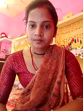 Snapshot of Hot_bbbb chatting on April 13, 2026, 6:08 am Hot bbbb online show from April 13, 2026, 6:08 am