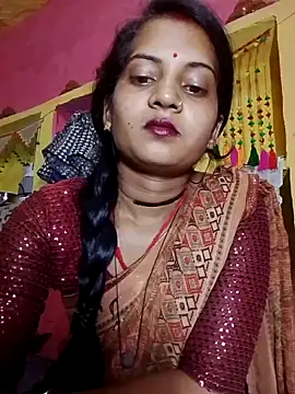 Snapshot of Hot_bbbb chatting on April 25, 2026, 3:53 pm Hot bbbb online show from April 25, 2026, 3:53 pm