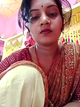 Snapshot of Hot_bbbb chatting on May 1, 2026, 4:17 am Hot bbbb online show from May 1, 2026, 4:17 am