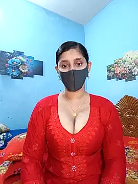 Cute Faria online show from April 25, 2026, 4:04 pm