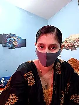 Cute Faria online show from May 9, 2026, 4:39 am