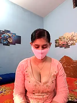 Cute Faria online show from May 12, 2026, 1:25 am