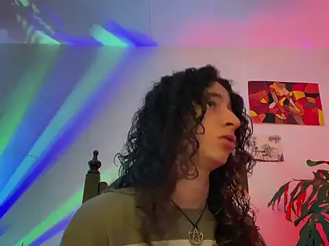 camille delrey online show from October 9, 2025, 5:38 am