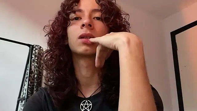 camille delrey online show from February 18, 2026, 11:01 pm