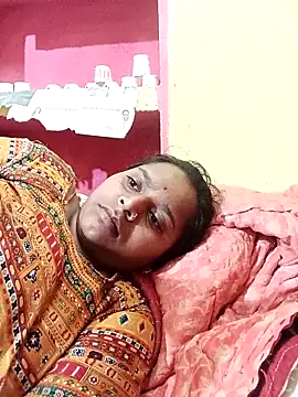Hot crety online show from May 12, 2026, 7:38 am