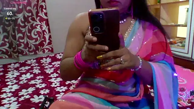 cute girl007 online show from June 12, 2026, 5:50 am