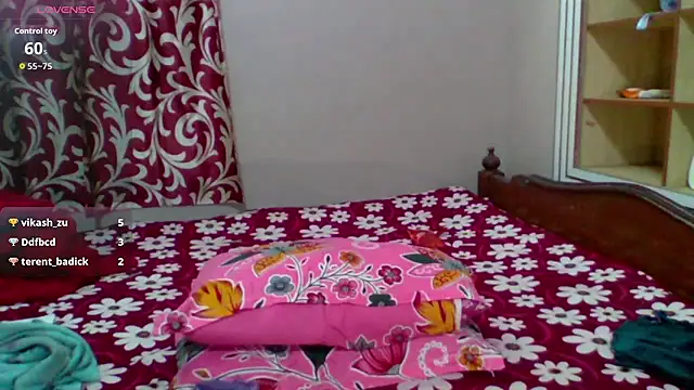 cute girl007 online show from August 3, 2026, 9:04 am