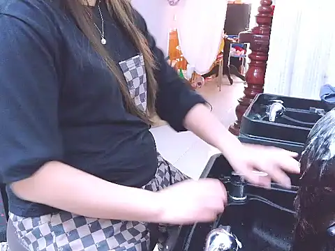 Luna359  online show from December 18, 2025, 4:07 am