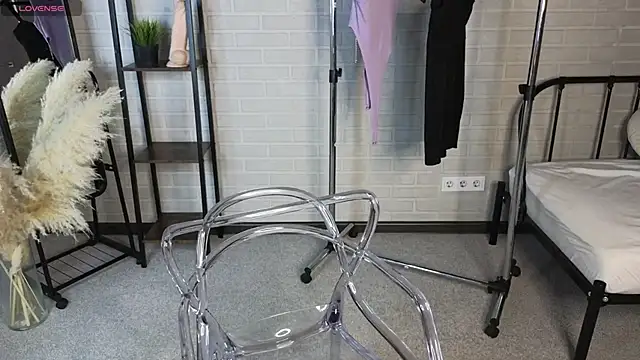 Snapshot of MillaHolt chatting on October 1, 2025, 1:33 am MillaHolt online show from October 1, 2025, 1:33 am