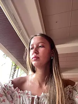 ElliRose online show from October 15, 2025, 2:01 am