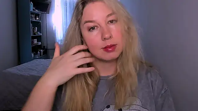 NancySanders online show from May 16, 2026, 5:37 am