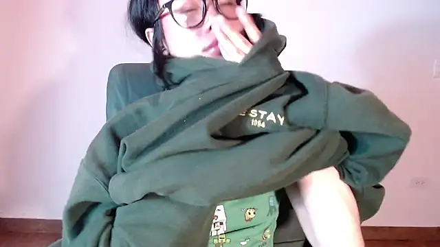  mavis2 online show from October 7, 2025, 8:17 pm