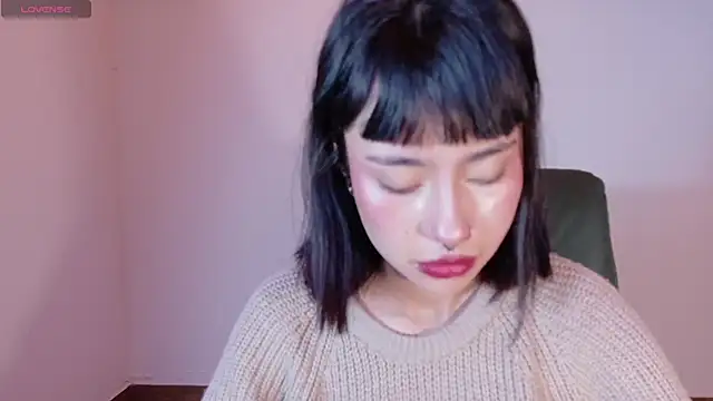  mavis2 online show from October 25, 2025, 7:52 pm