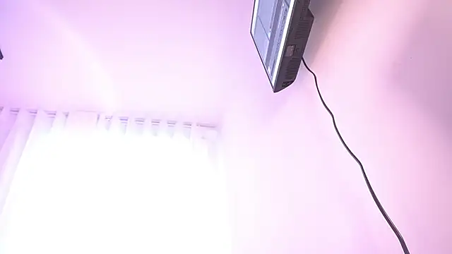 tinnymonroe online show from March 23, 2026, 9:08 pm