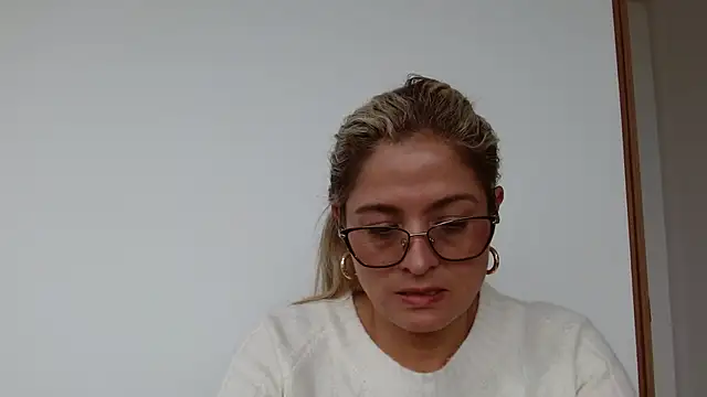 Snapshot of linda-mature43 chatting on September 30, 2025, 5:51 pm linda-mature43 online show from September 30, 2025, 5:51 pm