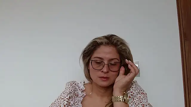 Snapshot of linda-mature43 chatting on October 4, 2025, 7:23 pm linda-mature43 online show from October 4, 2025, 7:23 pm