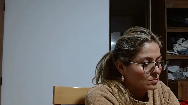 Snapshot of linda-mature43 chatting on October 17, 2025, 1:20 am linda-mature43 online show from October 17, 2025, 1:20 am