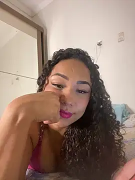 jhennyfer online show from March 24, 2026, 5:12 am