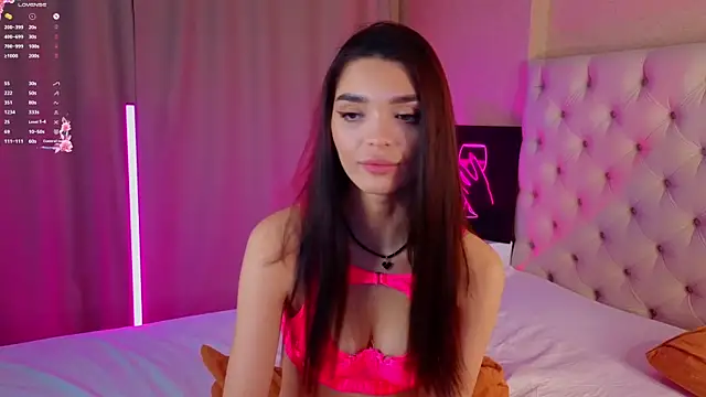 MarciaMarshall online show from November 23, 2025, 9:03 pm