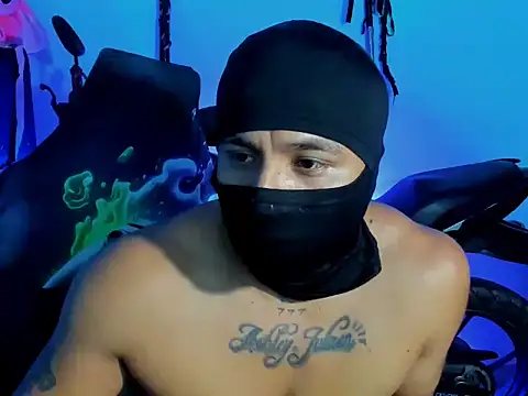 zeus 7777 online show from October 9, 2025, 11:03 pm