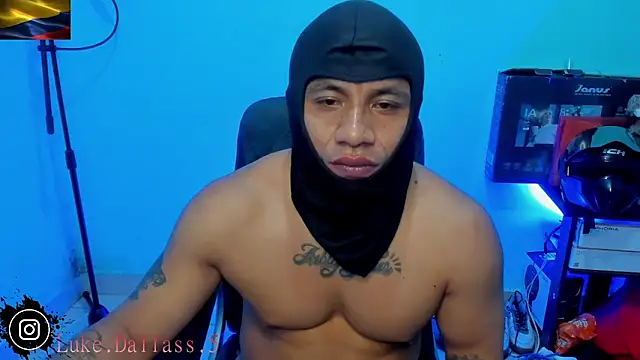 zeus 7777 online show from May 5, 2026, 8:22 am