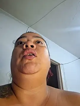 NARNYALABELLA online show from November 12, 2025, 10:26 am