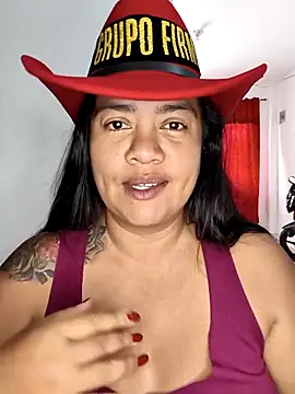 NARNYALABELLA online show from April 26, 2026, 2:04 pm
