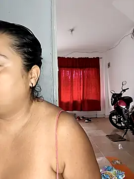 NARNYALABELLA online show from April 27, 2026, 12:36 pm