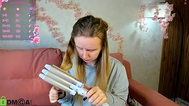 Rina Panic online show from September 19, 2025, 11:38 pm