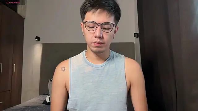 Addictiveboi online show from May 7, 2026, 2:50 am