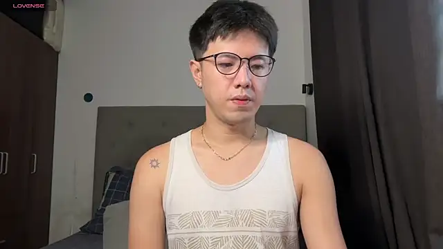 Addictiveboi online show from May 10, 2026, 4:17 am