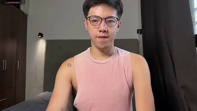 Addictiveboi online show from May 11, 2026, 3:12 am