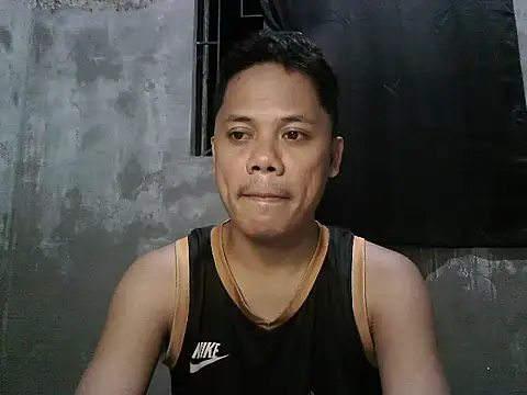 asian priince online show from December 15, 2025, 5:28 pm