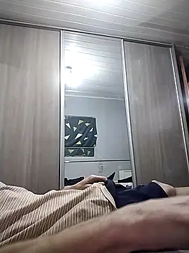 12dery online show from November 18, 2025, 2:32 pm