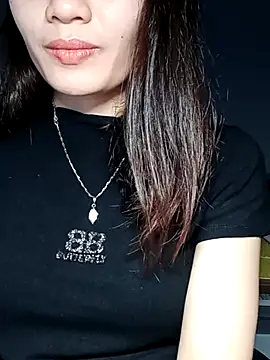 Hinna x online show from December 5, 2025, 12:47 pm