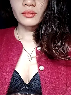 Hinna x online show from December 17, 2025, 8:59 pm