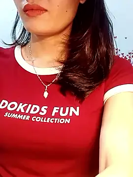 Hinna x online show from May 3, 2026, 2:34 pm
