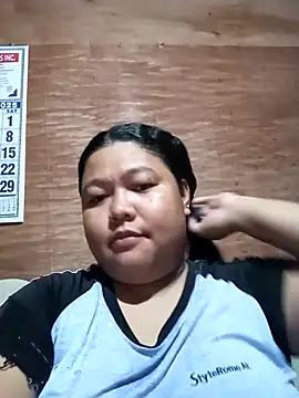 Perfect smile01 online show from November 15, 2025, 11:21 pm