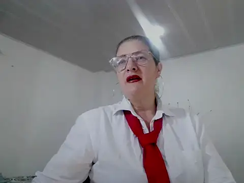 ArdienteBetania online show from October 16, 2025, 2:07 pm