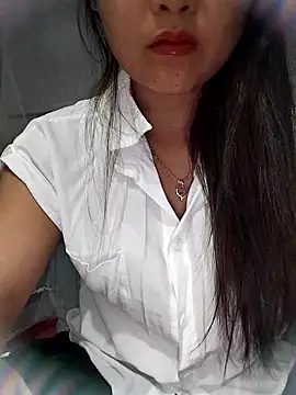 Snapshot of moa_koa chatting on October 12, 2025, 1:21 pm moa koa online show from October 12, 2025, 1:21 pm
